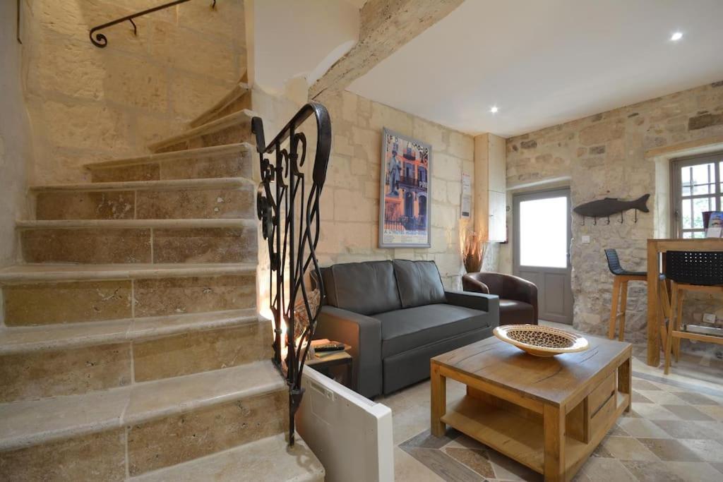 Charmante Petite Maison Donnant Sur Les Arenes