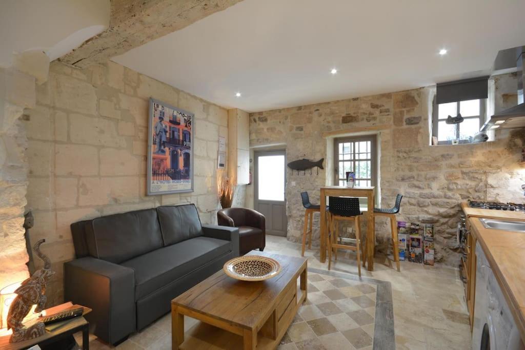 Charmante Petite Maison Donnant Sur Les Arenes Ferienhaus Arles