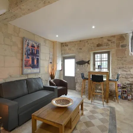 Charmante Petite Maison Donnant Sur Les Arenes Arles Exterior photo